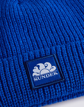 BONNET POUR ENFANT À CÔTES AVEC LOGO