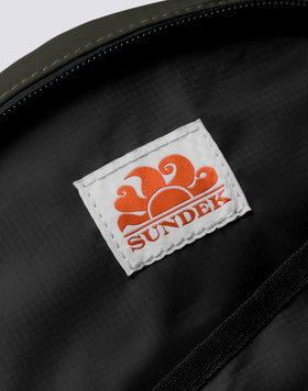 BOLSO DE HOMBRO DE NYLON BRILLANTE