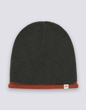 GORRO DE COLOR CONTRASTANTE