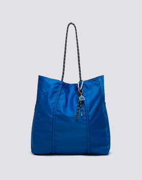 BOLSO GRANDE CON VOLANTES EN LOS LADOS