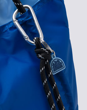 BOLSO MEDIANO CON VOLANTES EN LOS LADOS