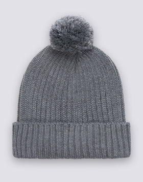 GORRO CON POMPÓN