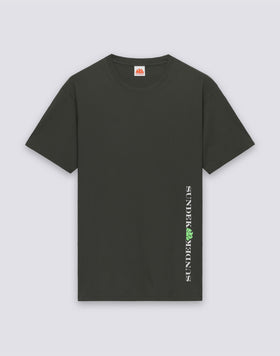CAMISETA DE CUELLO REDONDO PARA HOMBRE CON ESTAMPADO DEL LOGOTIPO VERTICAL
