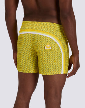 BAÑADOR CORTO CON CINTURA ELÁSTICA DE POLIÉSTER RECICLADO REPREVE® CON ESTAMPADO FRUIT FIESTA