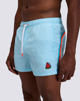 COSTUME DA BAGNO UOMO CORTO VITA ELASTICATA POLIESTERE RICICLATO REPREVE® CON STAMPA A RIGHE JUICY STRIPES CON RICAMO FRUTTA