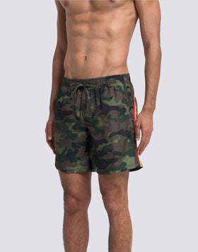 BAÑADOR DE LENTEJA MEDIA CON CINTURA ELÁSTICA Y ESTAMPADO DE CAMUFLAJE EN POLIÉSTER RECICLADO REPREVE®