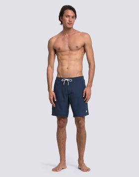 MEN'S SEMI-ELASTIC LONG-WAIST SWIMSHORTS IN REPREVE® RECYCLED POLYESTER