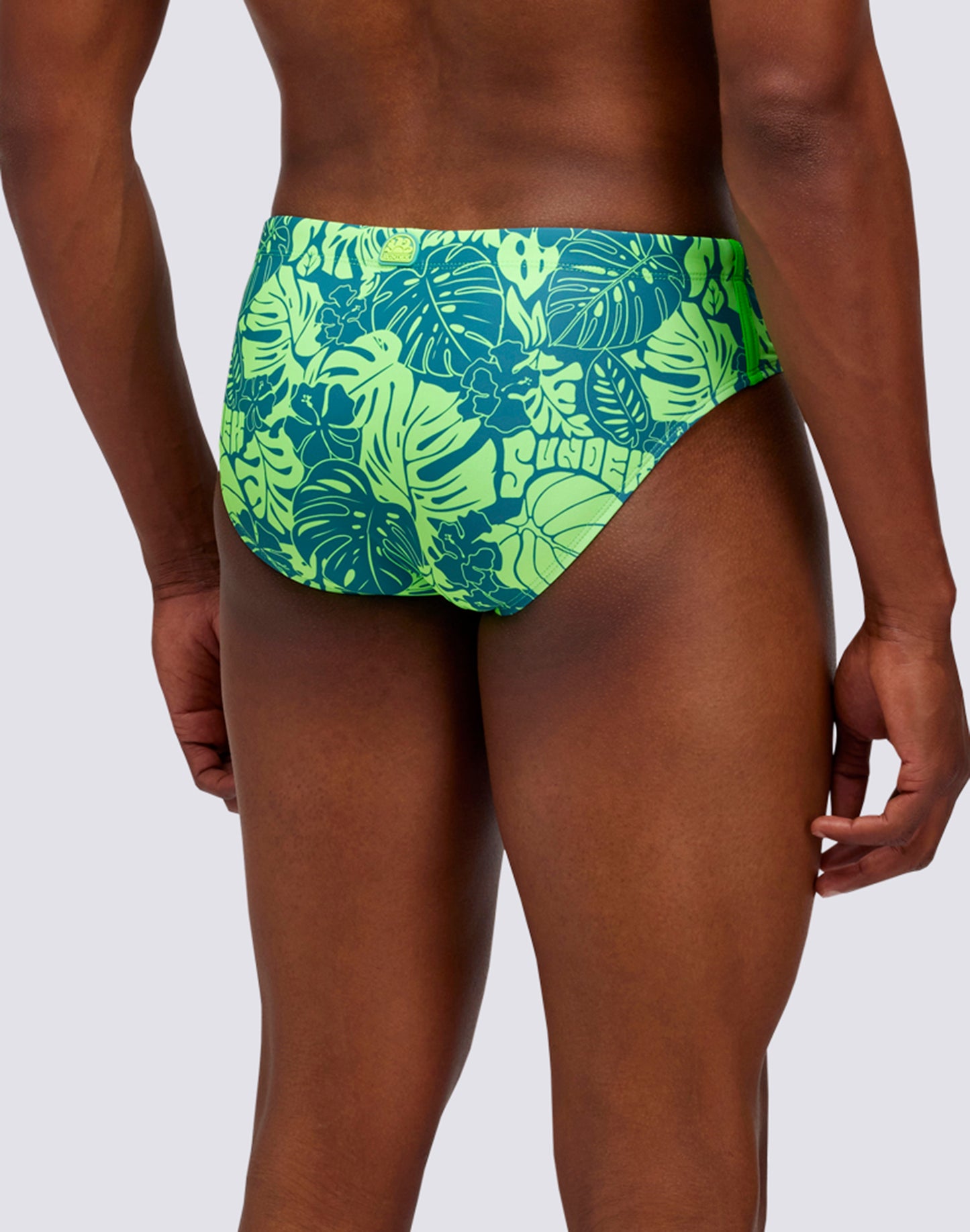 AUGUST BRIEF WITH LEAF PRINT