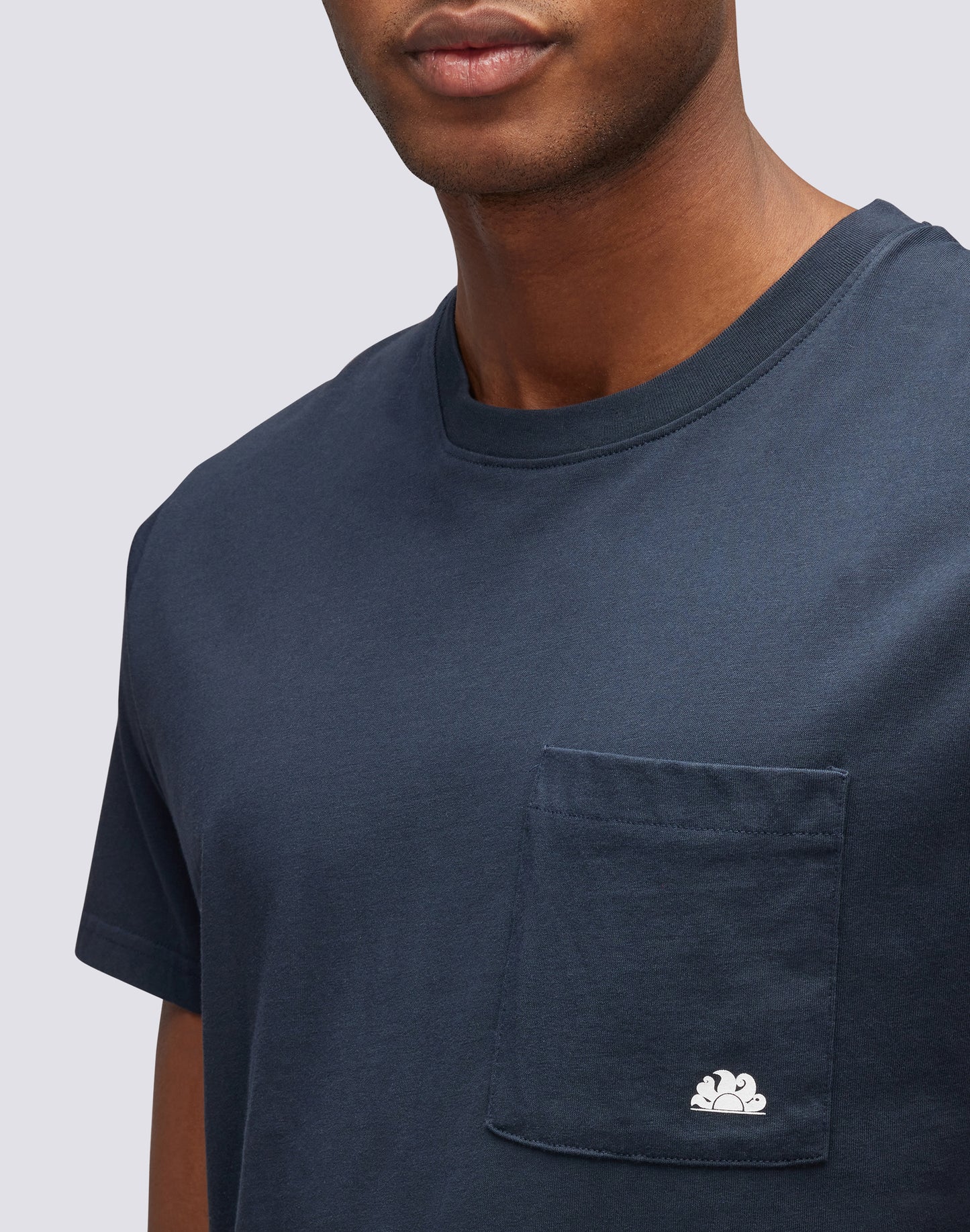 T-SHIRT AVEC LOGO IMPRIMÉ