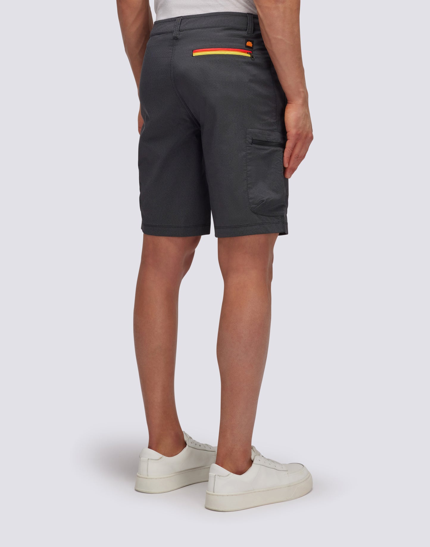 SHORT CARGO EN TISSU À SÉCHAGE RAPIDE