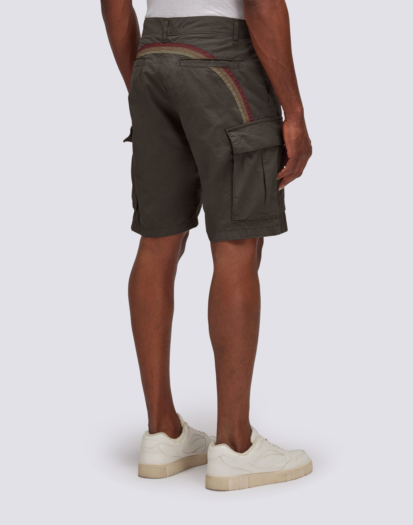 CARGO SHORTS IN GARMENT-DYED FABRIC WITH RAINBOW