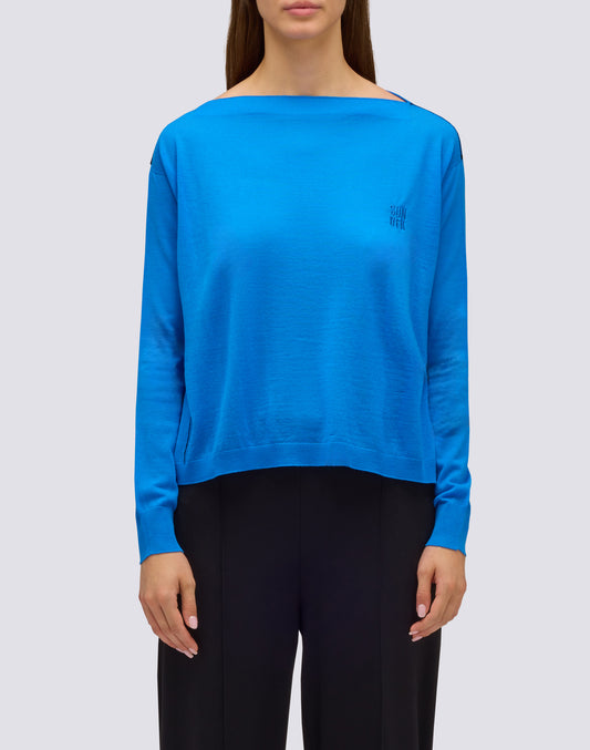 WOMEN'S CREW NECK WOOL SWEATER