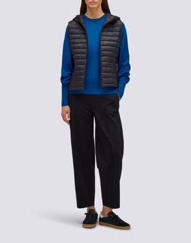 WOMEN'S CREW NECK WOOL SWEATER WITH NARROW SLEEVES