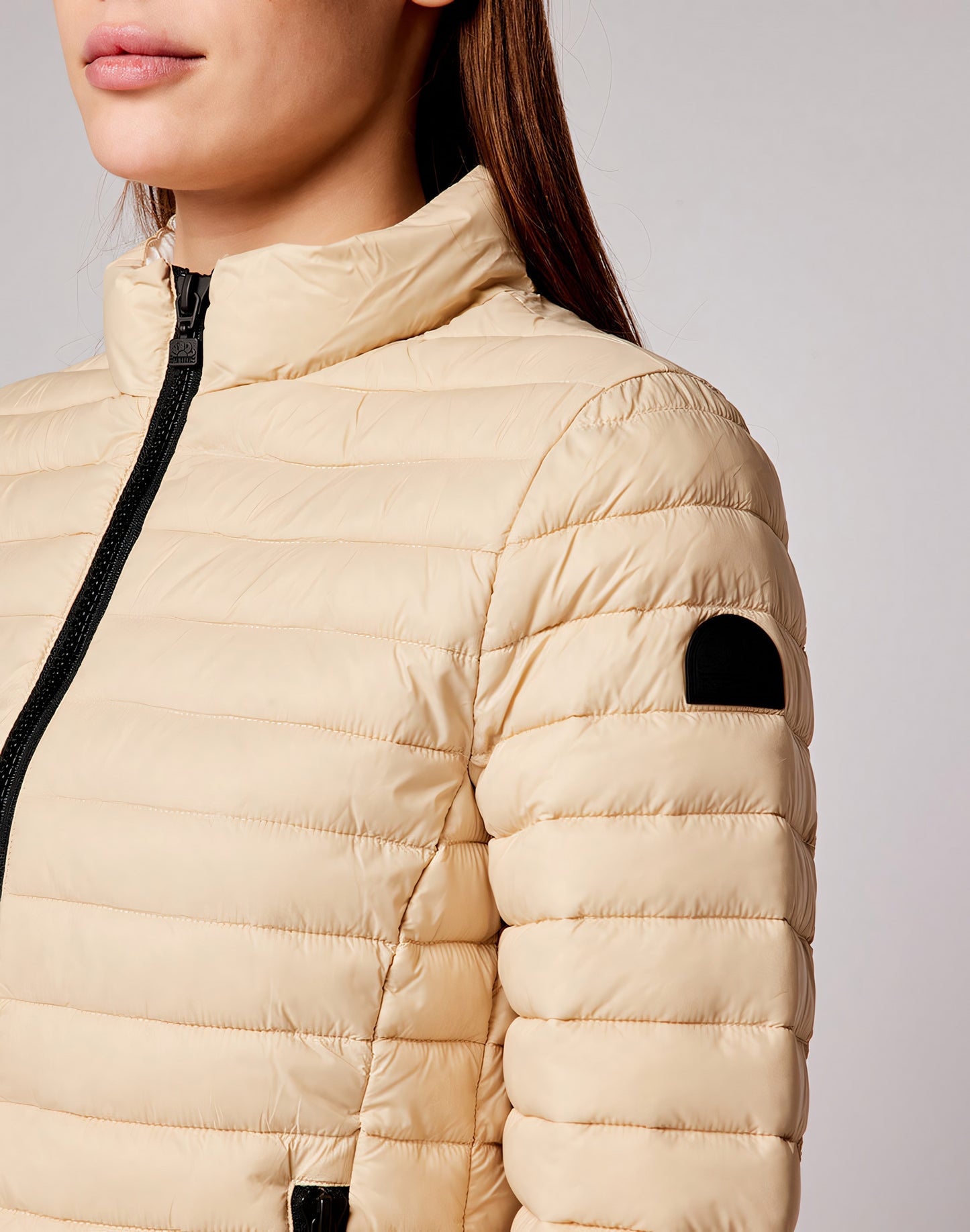 LIGHTWEIGHT QUILTED DOWN JACKET