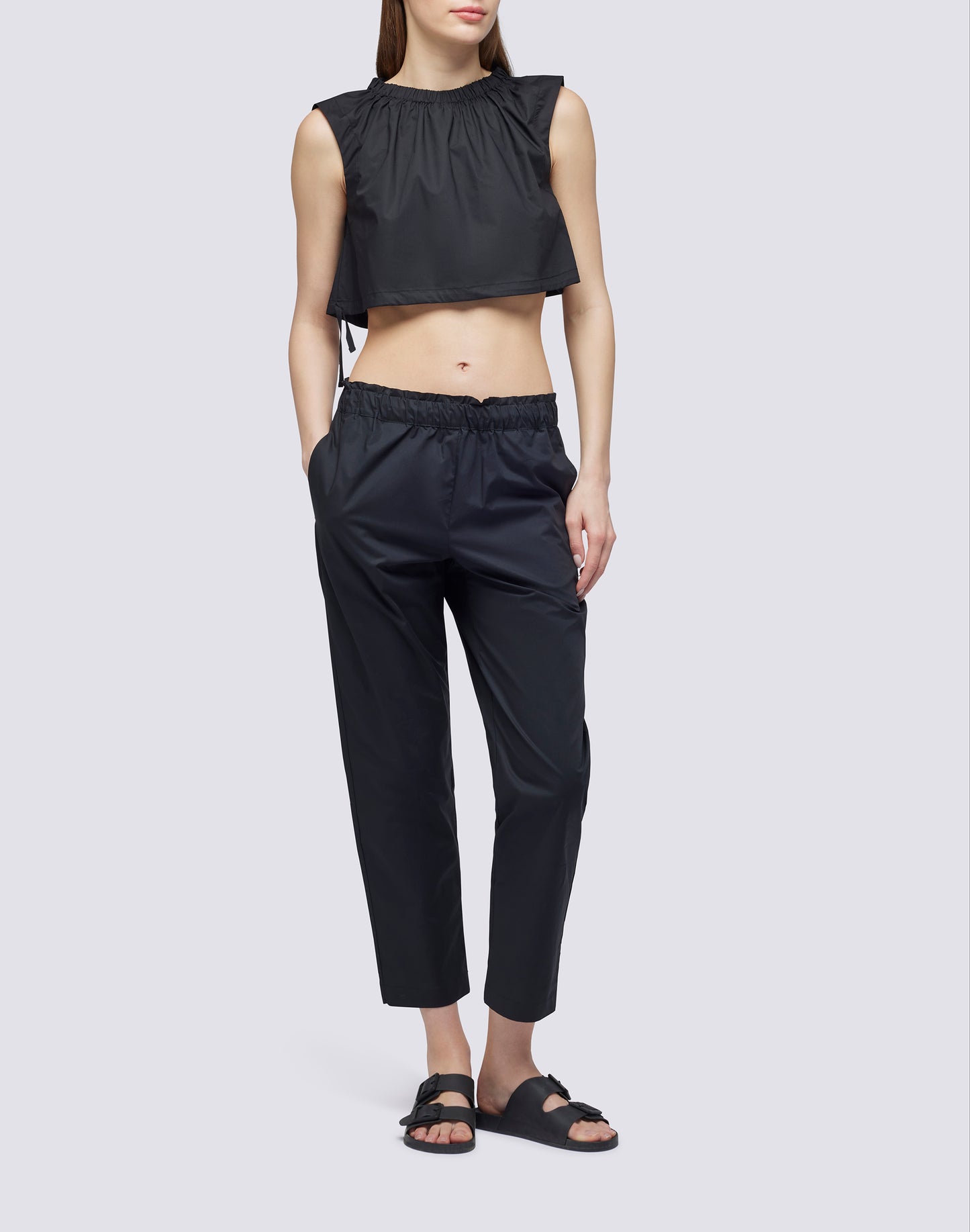 CROP TOP WITH DRAWSTRING