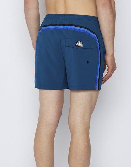 SHORT SWIM SHORTS WITH AN ELASTICATED WAISTBAND