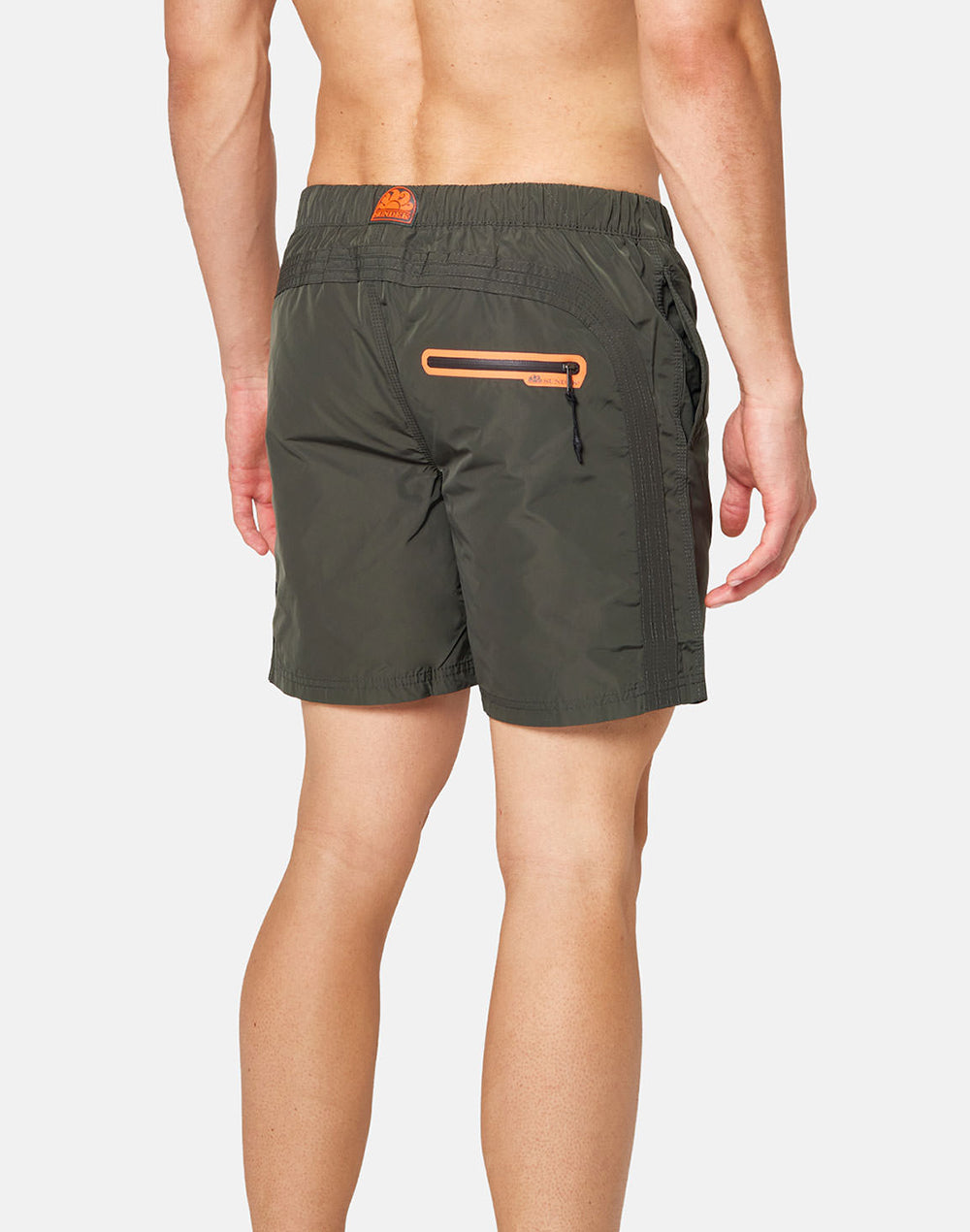 MID-LENGTH SWIM SHORTS WITH AN ELASTICATED WAISTBAND