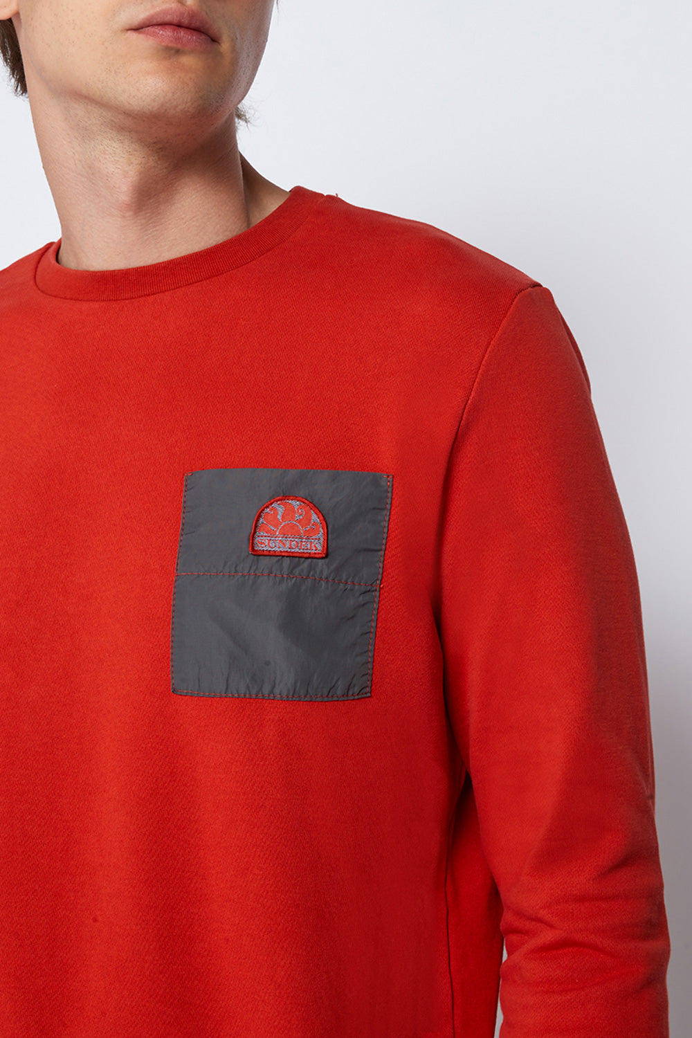 CREW-NECK SWEATSHIRT WITH POCKET