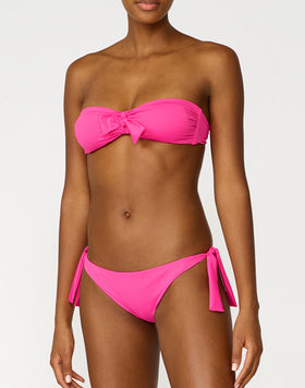 BRIEFS WITH ADJUSTABLE HIPS